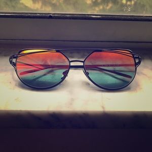 Sun glasses
